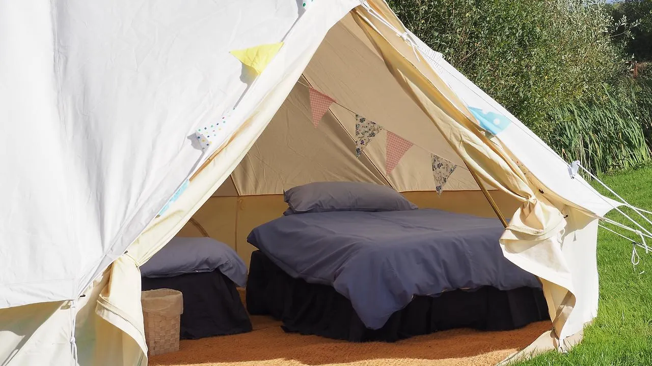 Edinburgh Festival Pop Up Hotel Lyxtält